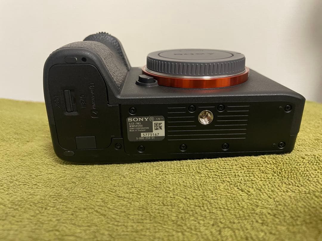 新品同様！SONY α7ⅲボディのみ ILCE-7M3 シャッター数326回