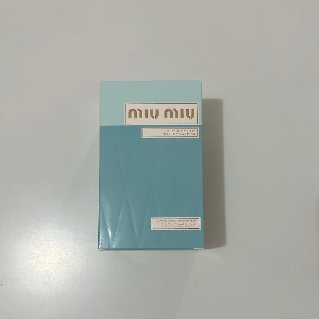 Miu Miu Fleur de Lait オードパルファム