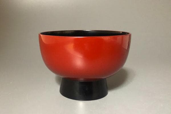 ◆455◆輪島塗　椀　能登　漆器 赤黒 高台付き椀 専用箱付き