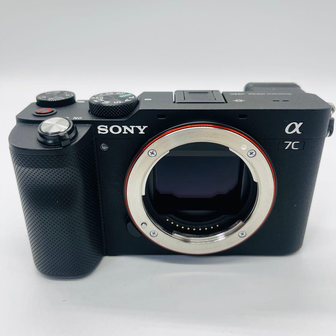 ほぼ新品　SONY フルサイズ ミラーレス一眼カメラ α7C ズームレンズキット