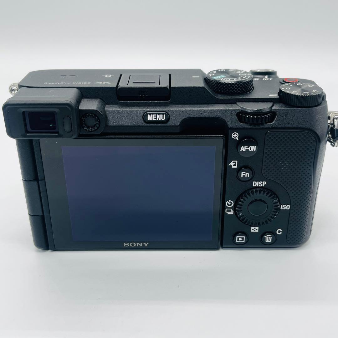 ほぼ新品　SONY フルサイズ ミラーレス一眼カメラ α7C ズームレンズキット