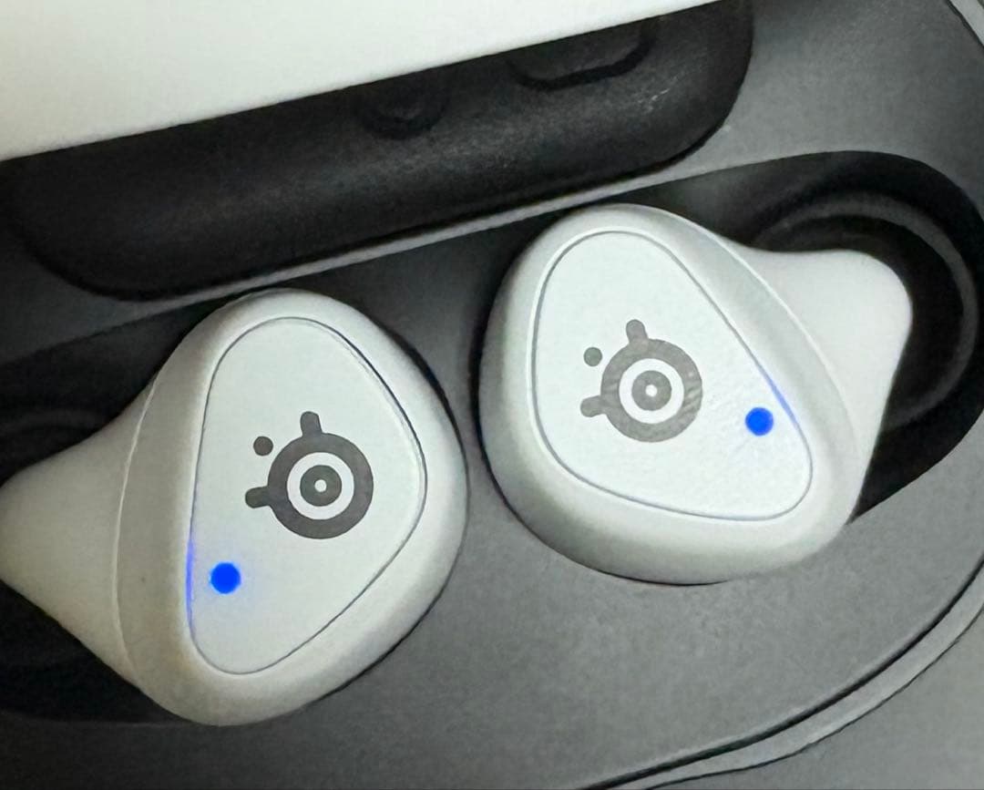 SteelSeries Arctis Gamebuds イヤホン ジャンク