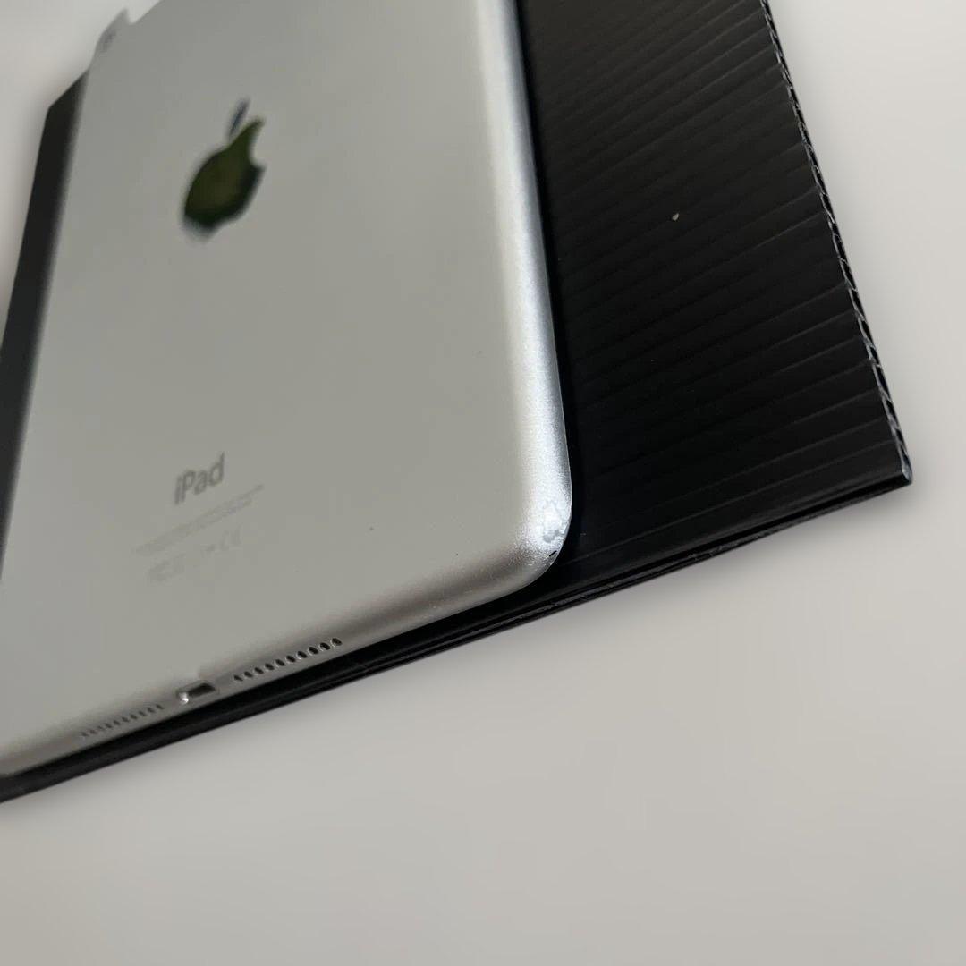 iPad mini 4 128GB セルラー