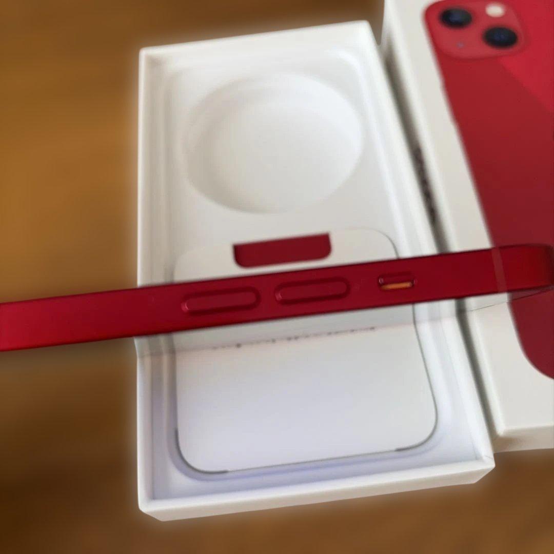ボ*ン様 Apple iPhone 13 (PRODUCT(RED)) 本体