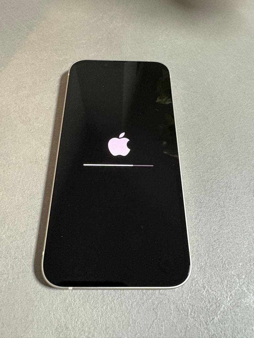 【美品】iPhone 13 128GB ホワイト SIMフリー
