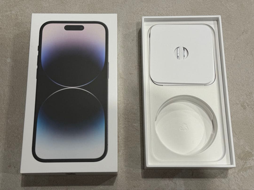 Apple iPhone 14 Pro (256GB) 黒