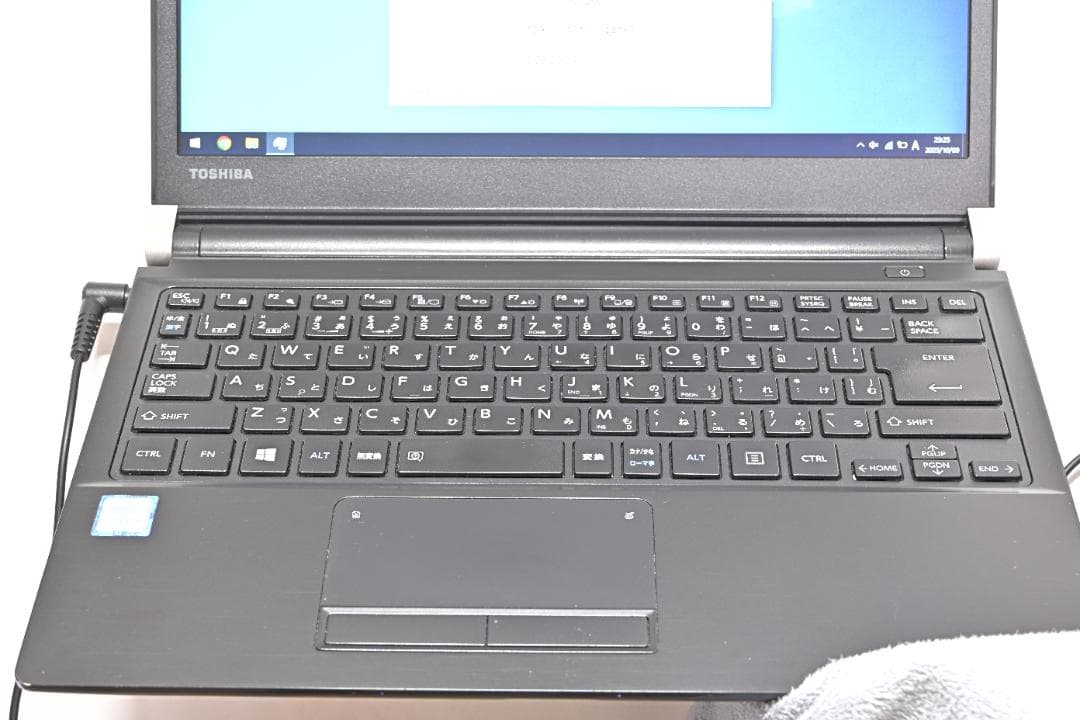 SSD快適動作‼️内部清掃済✨サポート可能✨ 東芝 dynabook R73/B