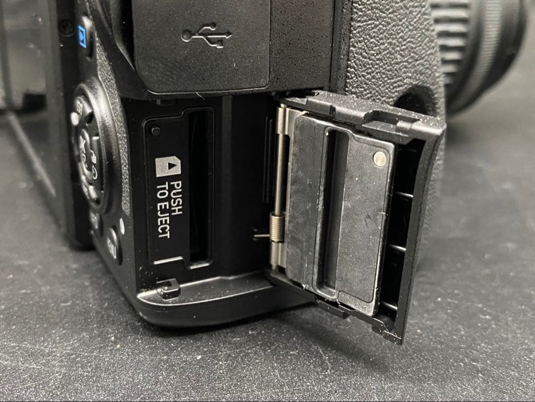 ★PENTAX デジタル一眼レフカメラ PENTAX KP