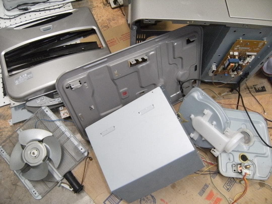 FH-G4611BY　2011製　15/20畳　コロナ石油ファンヒーター　保証