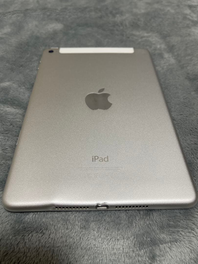 Apple IPad mini 4 128GB シルバー