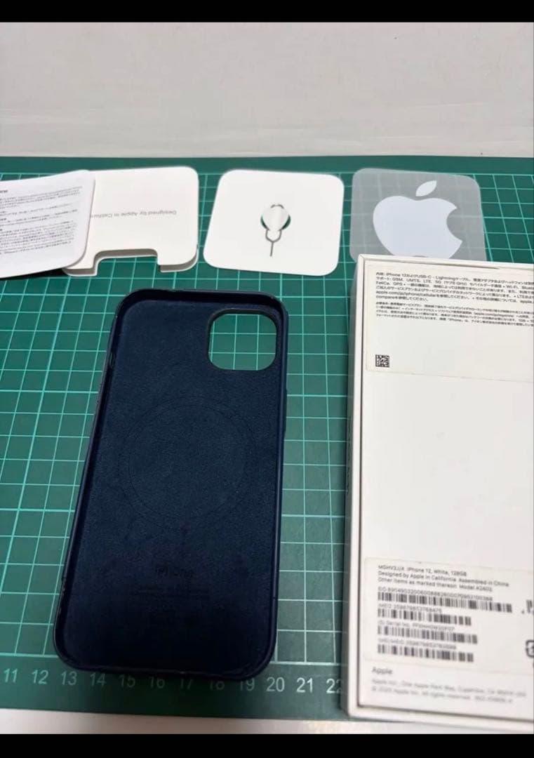 iPhone13 ミッドナイト SIMフリー128GB バッテリー86%