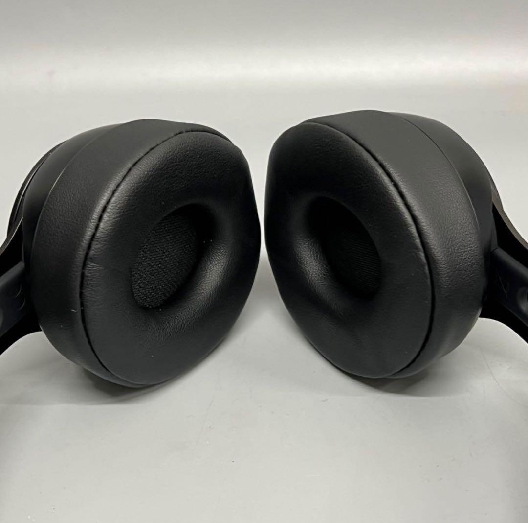 Beats SOLO PRO ワイヤレスヘッドホン
