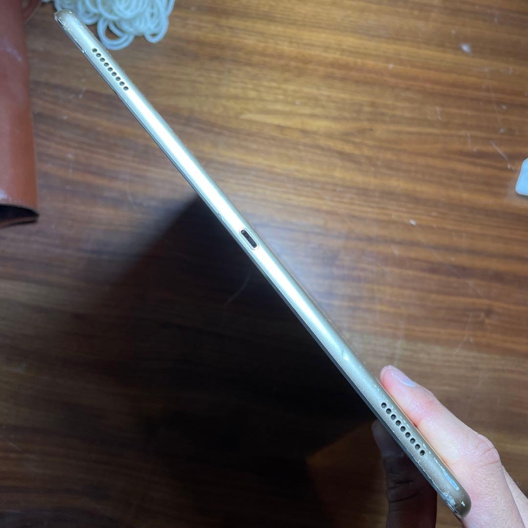 【動作品】iPad Pro12.9インチ Wi-Fi 128GBゴールド