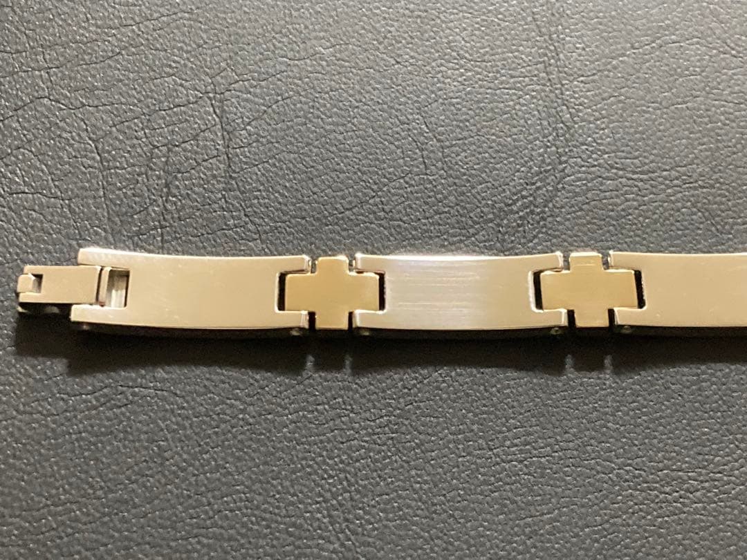 プチシルマのジュエリーコレクション ハンドレッドテニスコンビdi：M レダシルマ