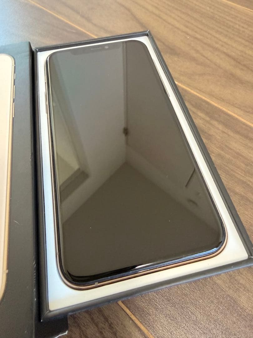 【美品】iPhone11Pro256G ゴールド 付属品未使用 SIMフリー