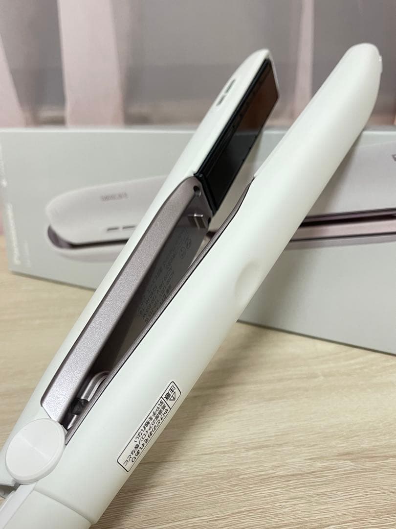 Panasonic ストレートヘアアイロン　EH-HS9J-W保証有り