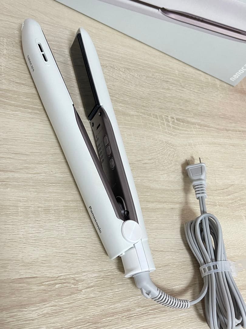 Panasonic ストレートヘアアイロン　EH-HS9J-W保証有り