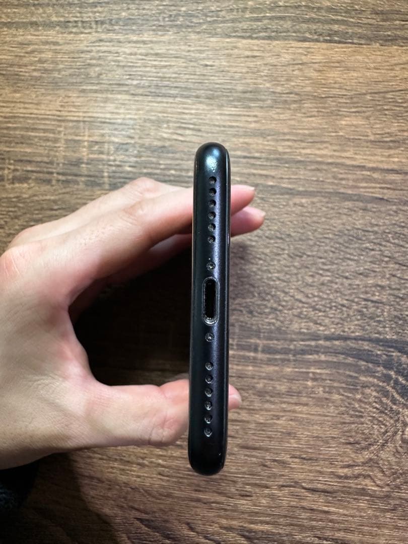 【状態良】Apple iPhone SE2 第2世代 スペースグレー 64GB