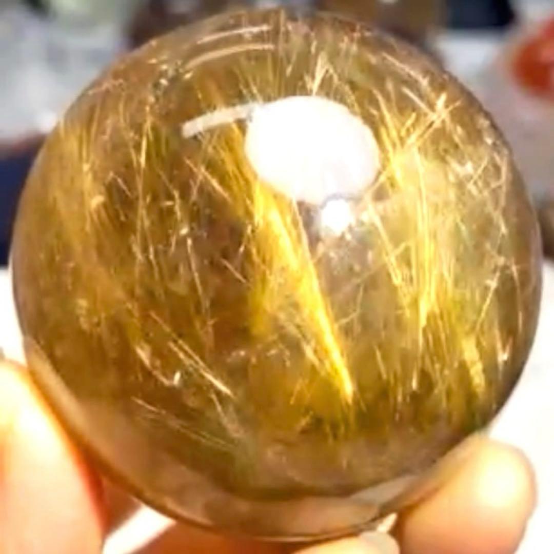 超絶綺麗✨63mm ゴールドルチルクォーツ　丸玉　スフィア　金針水晶