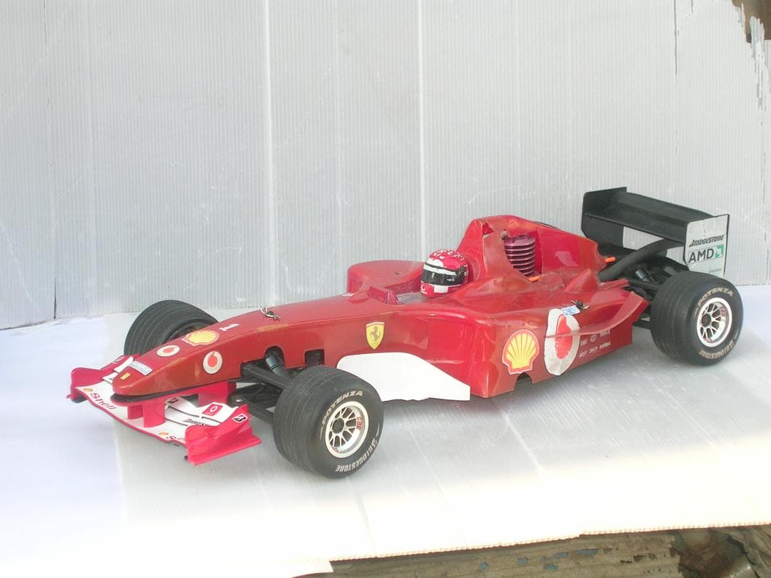 すぐ遊べる調整済み。ヤフオクラジコンは全部壊れていますデアゴフェラーリF2004