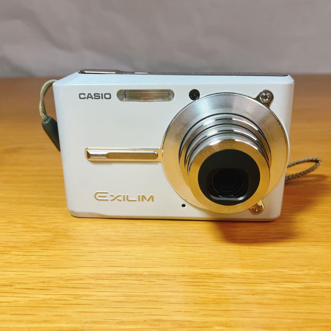 【現状品】CASIO EXILIM EX-S500 デジカメ やや難 充電器付