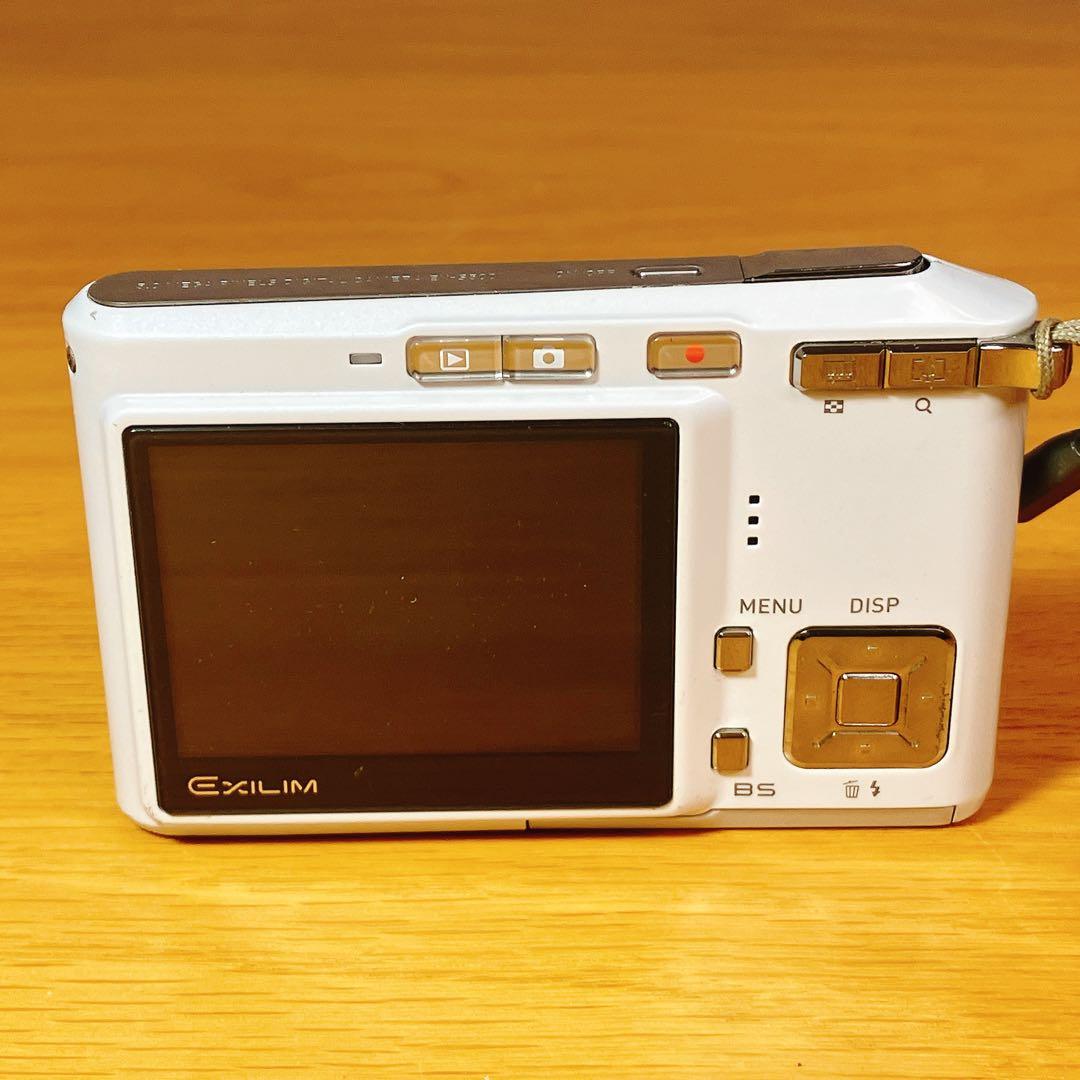 【現状品】CASIO EXILIM EX-S500 デジカメ やや難 充電器付