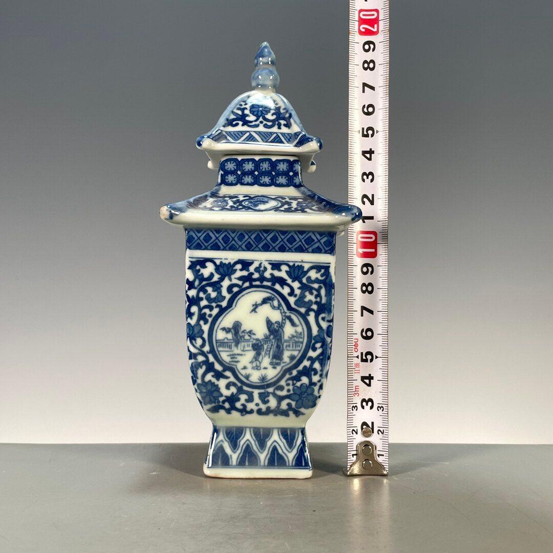 青花釉下彩開窓人物図四方宝塔瓶 景徳鎮 陶磁器 装飾品 現代工芸品 美術品 置物
