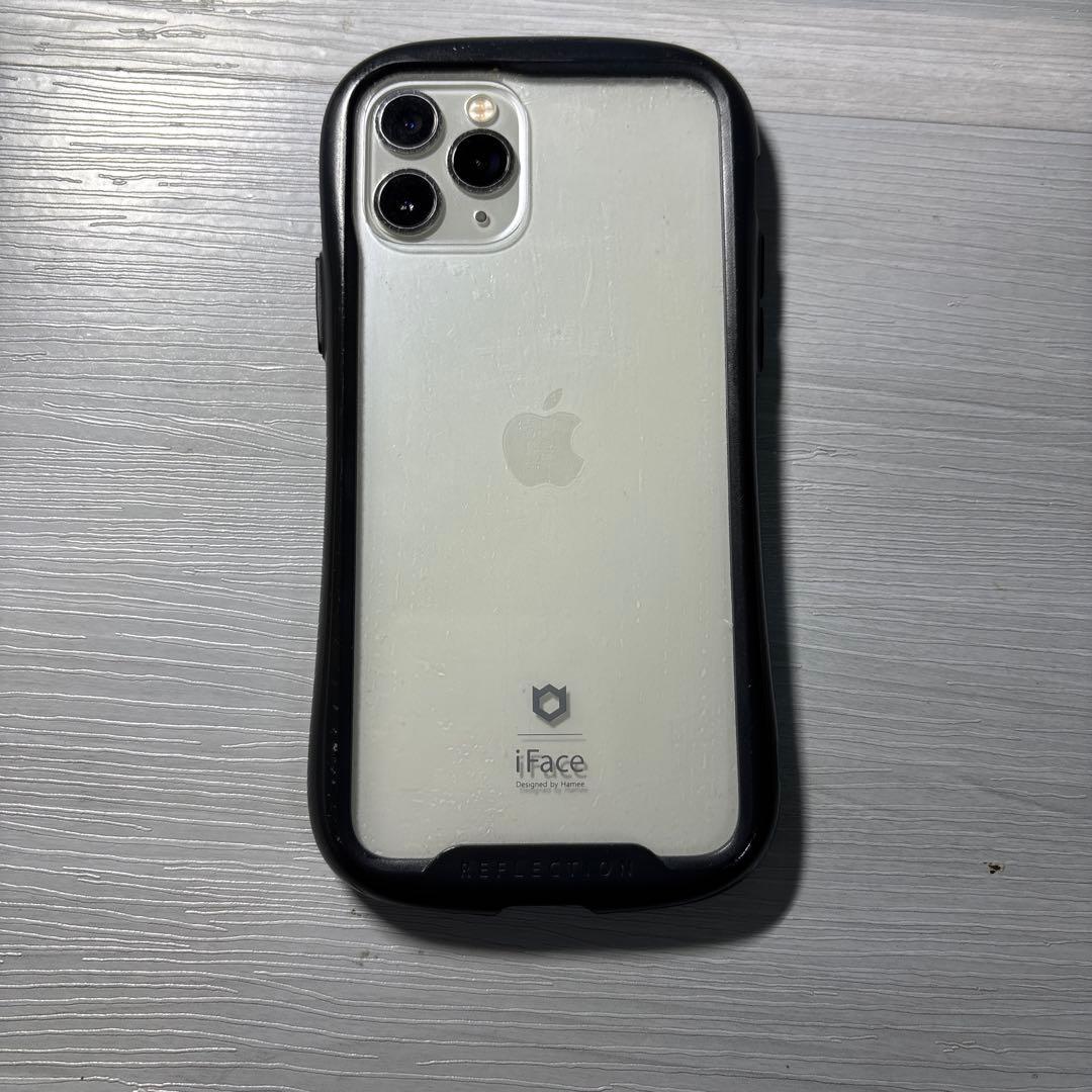 Apple iPhone 11 Pro 64Gシルバー 本体ケース付き