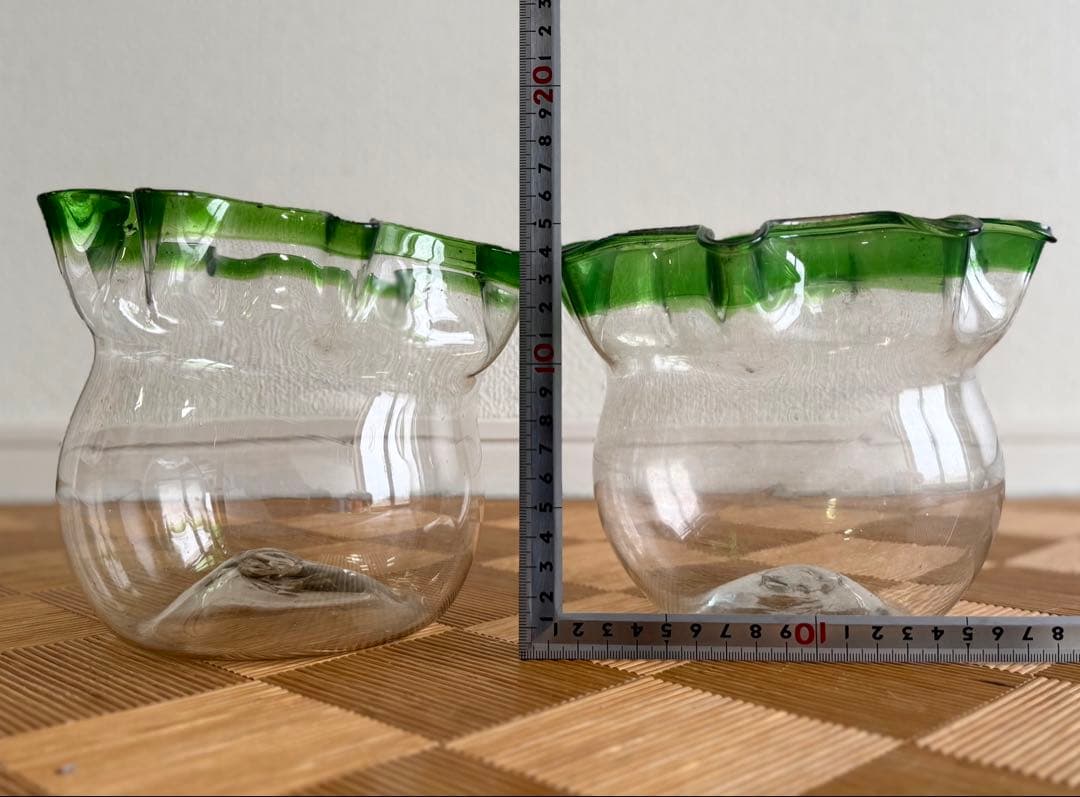 SNT1637 大正昭和初期 ウランガラス 緑縁 吹きガラス 金魚鉢 ２点