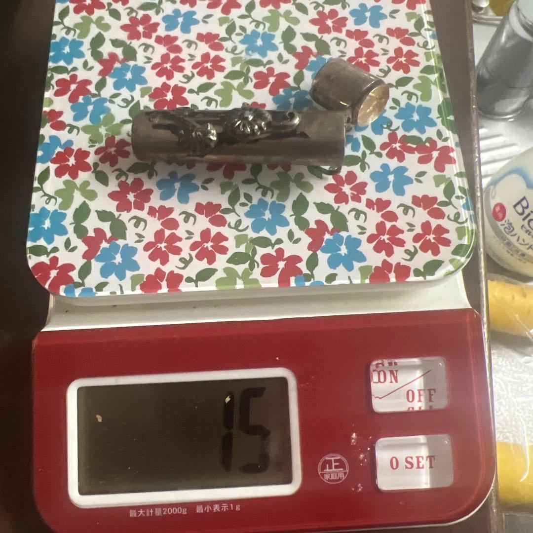 骨董品、印あり、銀かなぁ？年代感ある、印籠？薬入り？香水入り？江戸時代？