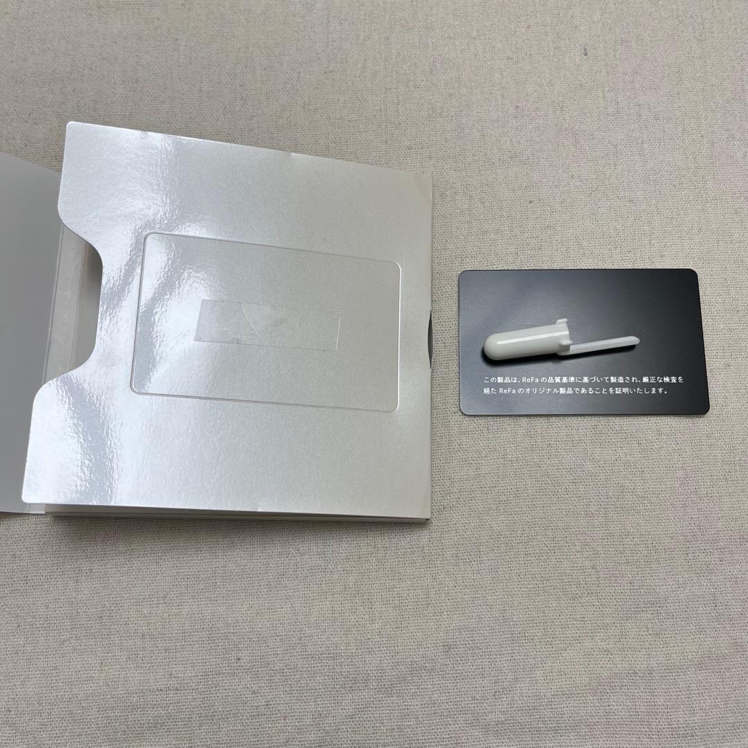 リファ　カラットレイ　箱無し