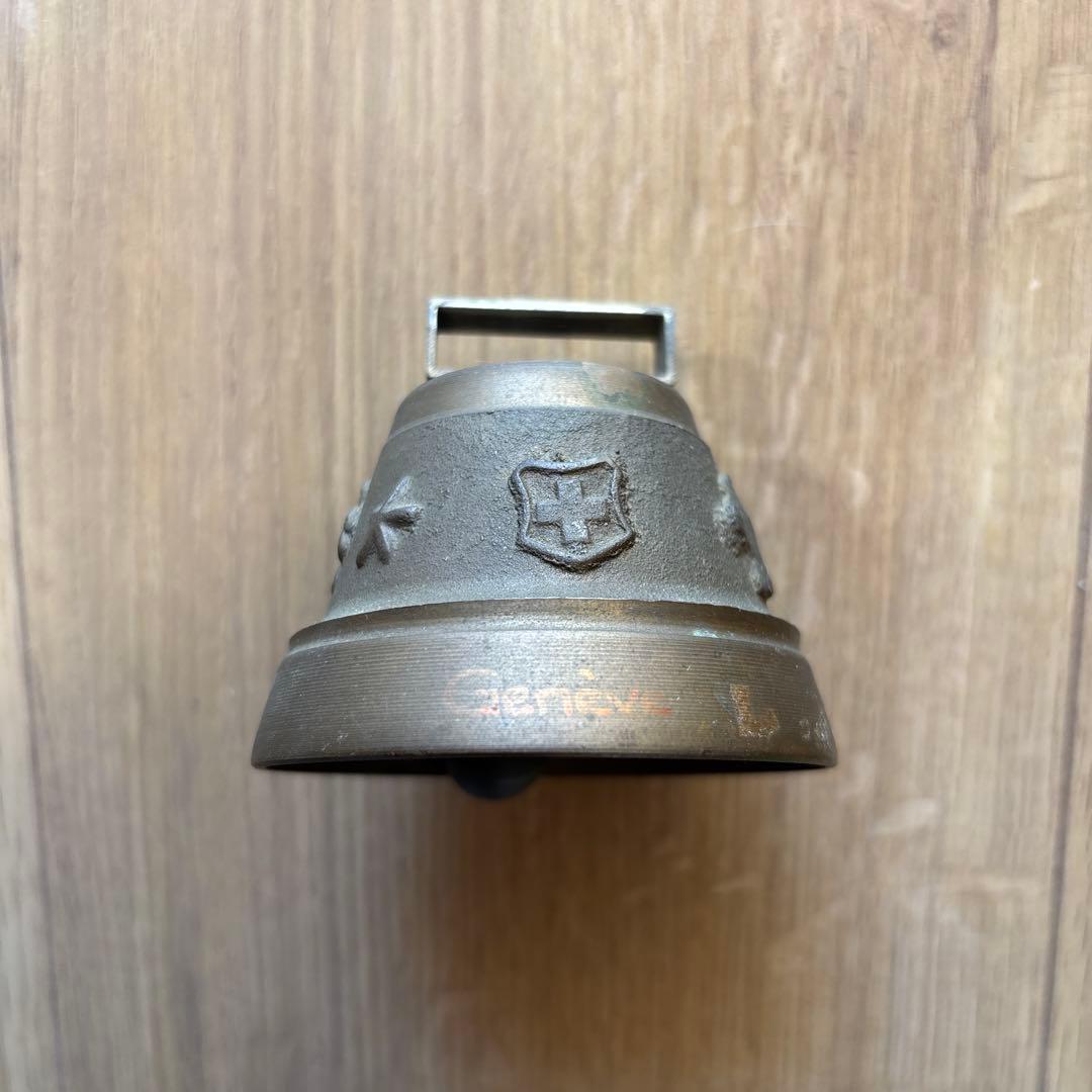真鍮製の鐘（ベル）Geneve