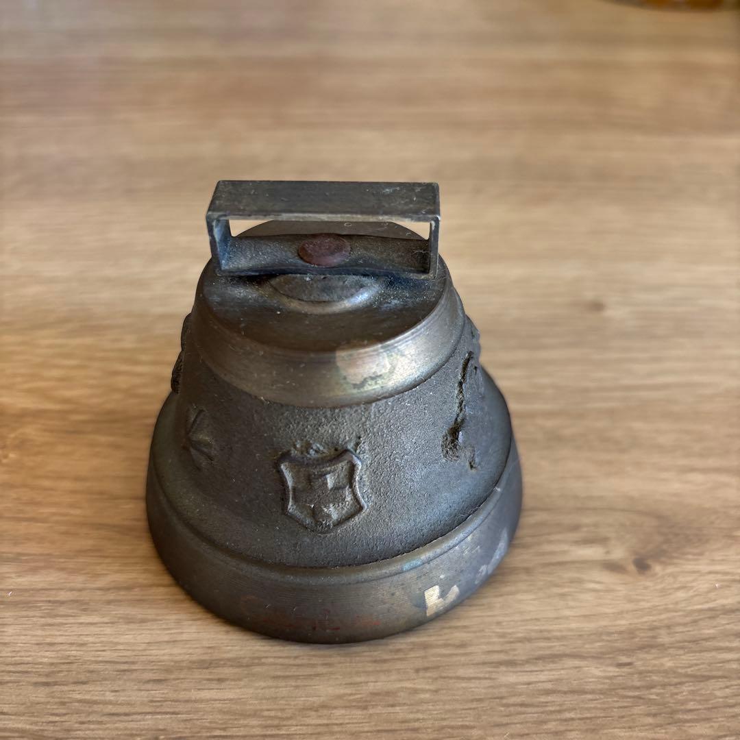 真鍮製の鐘（ベル）Geneve