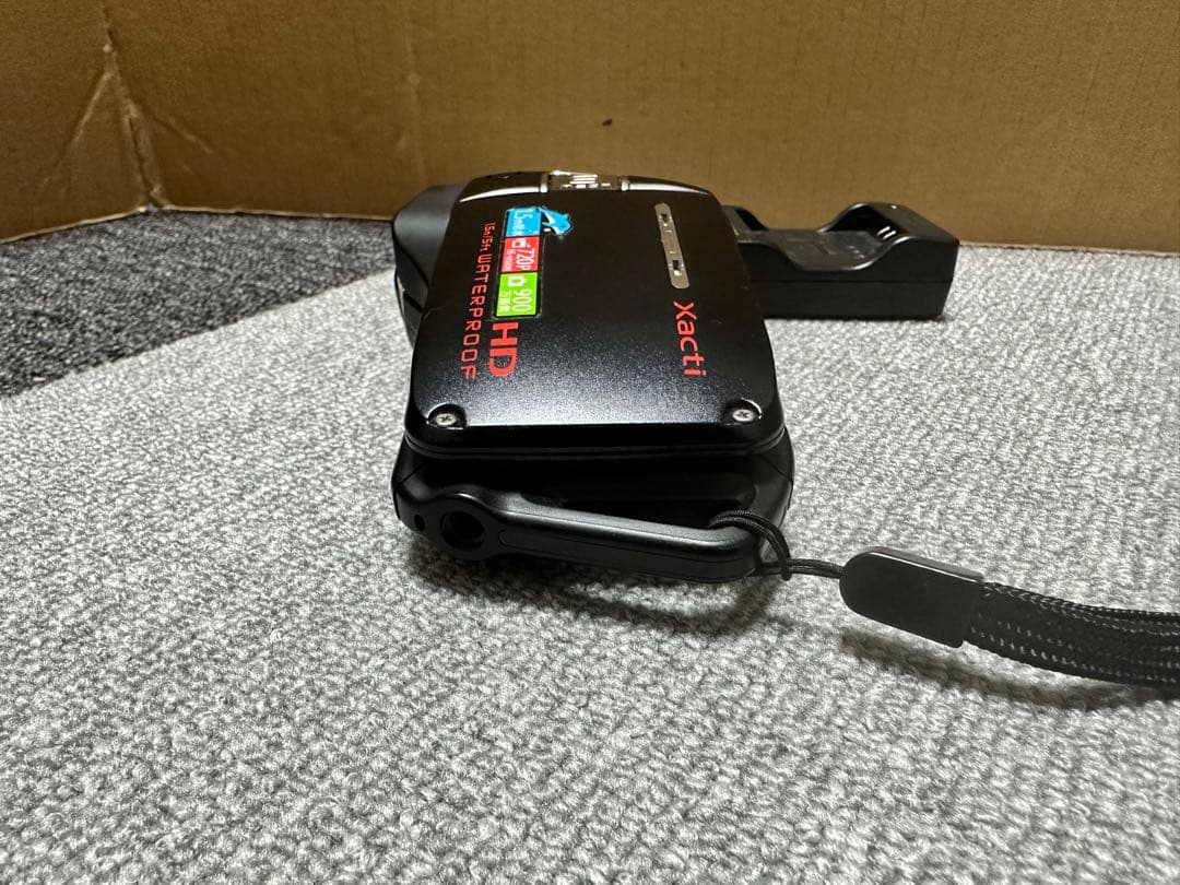 デジタルムービーカメラSANYO Xacti DMX-CA9 防水