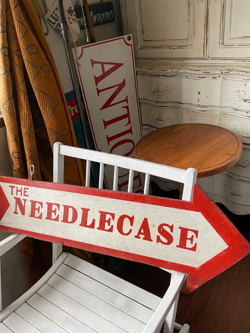 アンティーク　木製　サイン　プレート　看板　NEEDLECASE アメリカ　レア