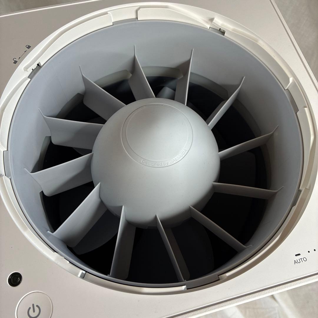 BALMUDA The Pure 空気清浄機 A01A バルミューダ 空気清浄器