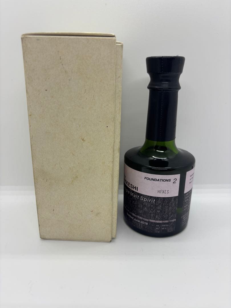 #厚岸蒸溜所謹製　ニューボーン第二弾　200ml 専用化粧箱付き