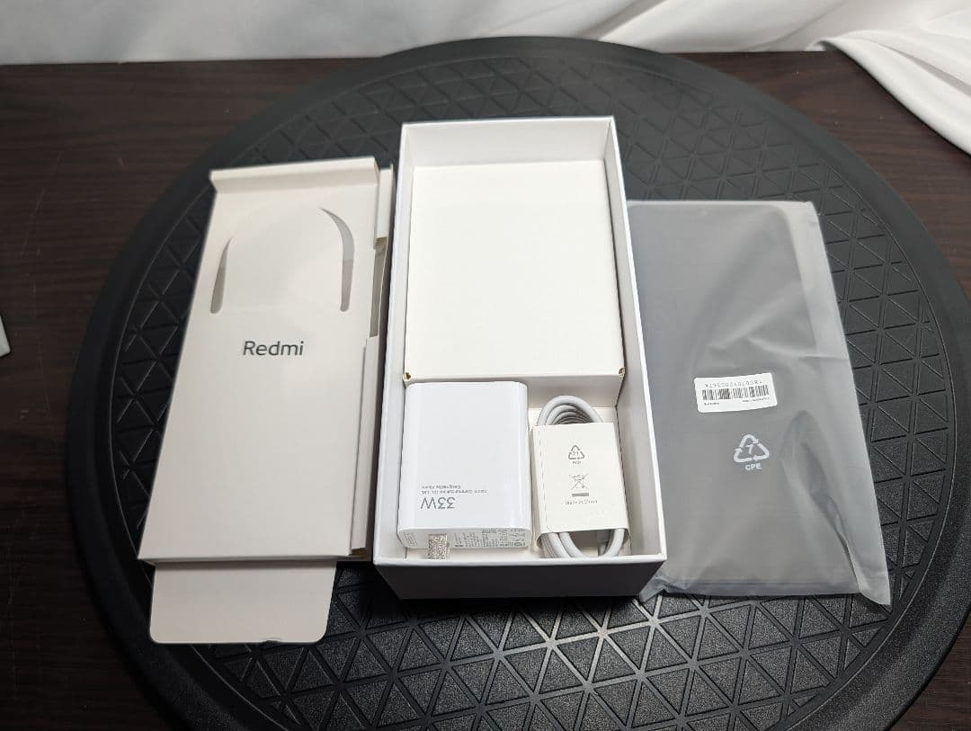 美品 Xiaomi Redmi 14C 256GB 8GB SIMフリー