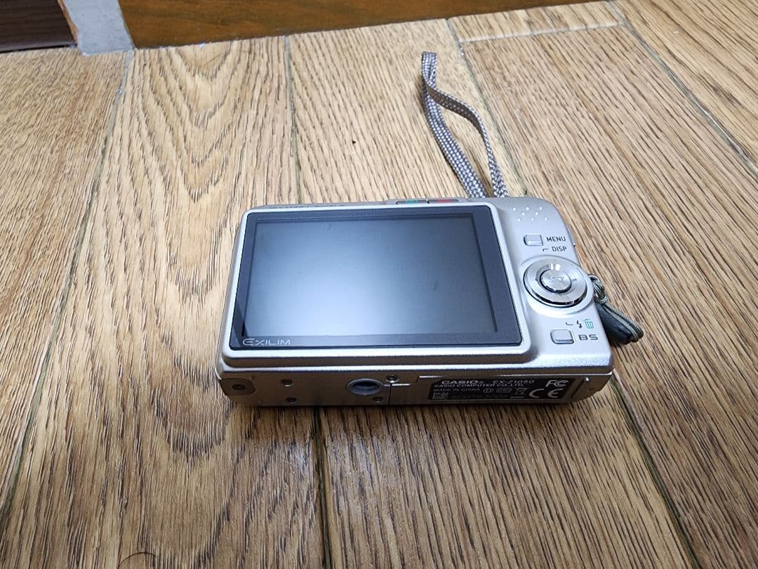 CASIO EXILIM EX-Z1050 コンパクトデジタルカメラ　動作確認