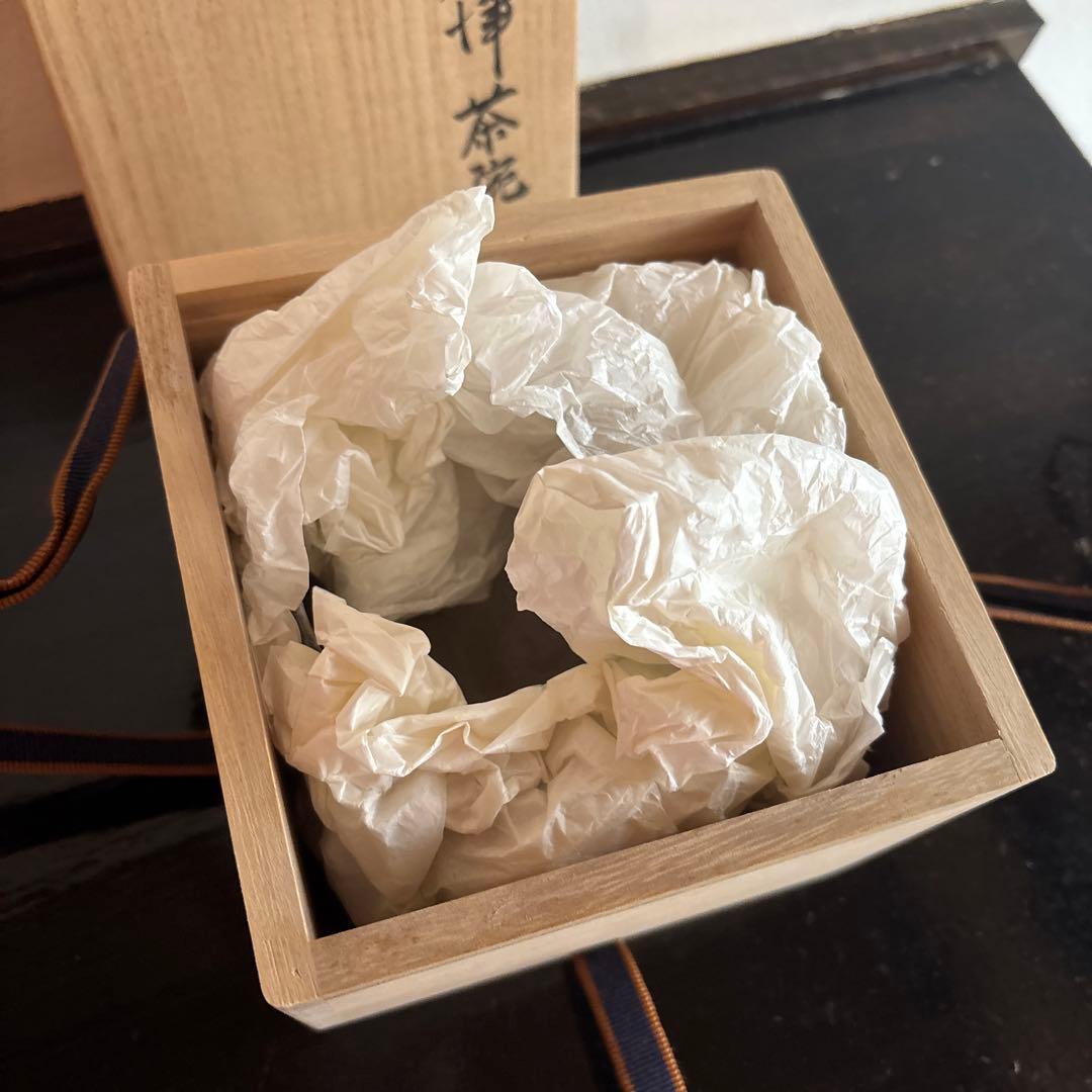 絵柄津　茶碗　木箱付き　德澤守俊　◯△□ お抹茶茶碗　茶道　お茶　お茶道具