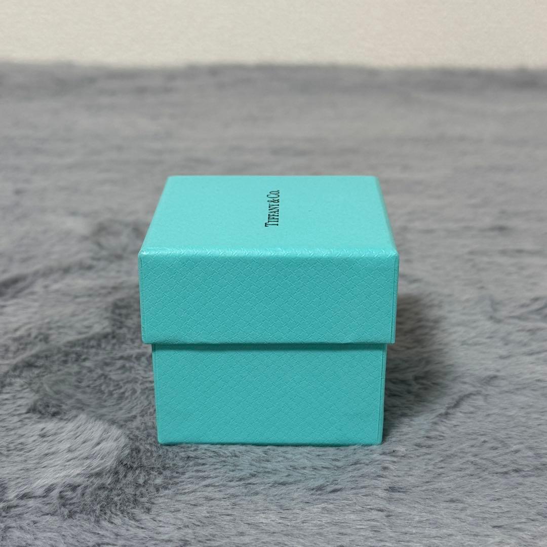 【新品未使用】Tiffany & Co. ティファニーブルー リングケース　空箱