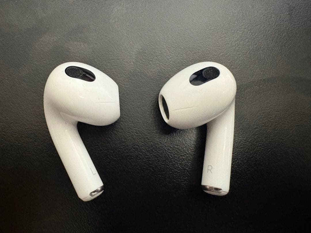 【正規品】AirPods3 充電ケース付き
