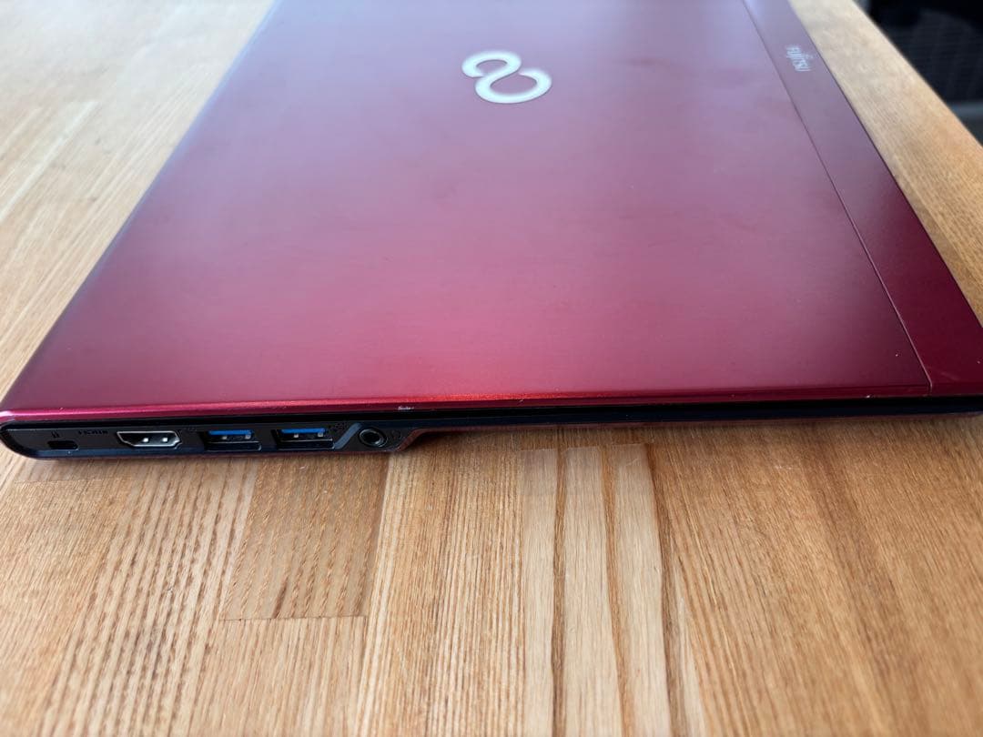富士通ノートパソコン　LIFEBOOK UH55/KとポータブルDVD 保証書付