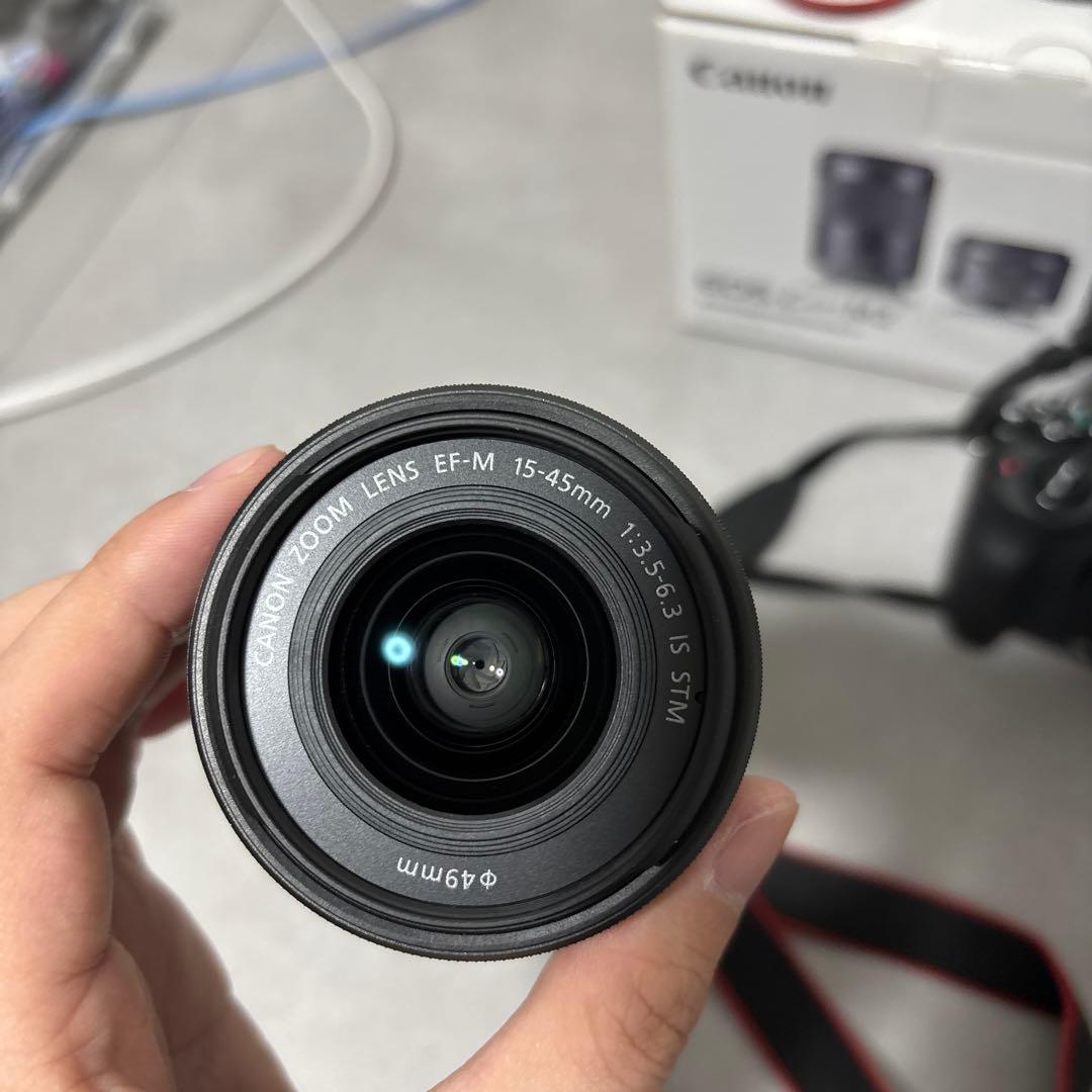 【おまけ付き】Canon EOS Kiss M2 ダブルズームキット ブラック