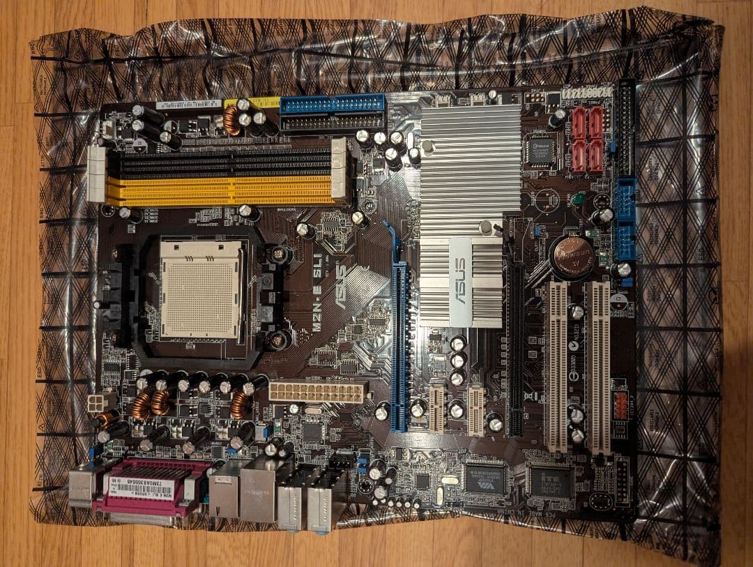未使用 ASUS M2N-E SLI 元箱付属品完備