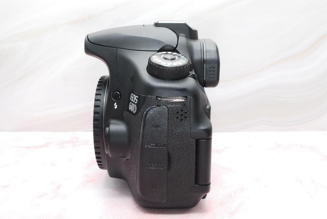 ✨高性能機種✨Canon EOS 60D★一眼レフカメラ★ハイアマチュア