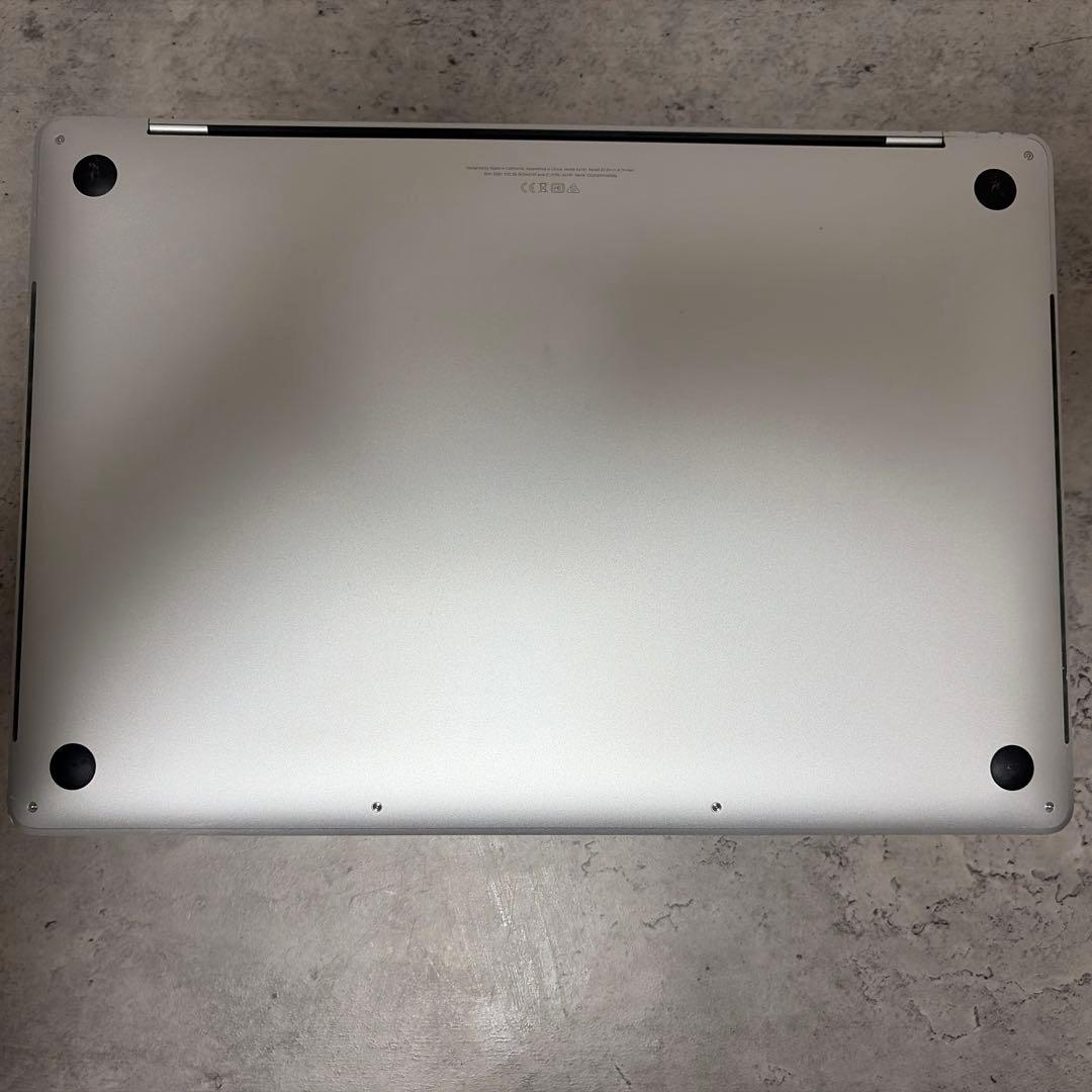 ukiukiMacBook Pro 16インチ 16GB 1TB 充電19