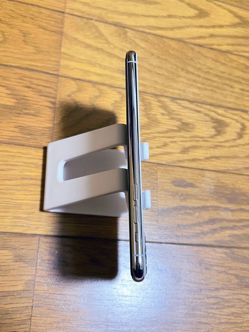 iPhone 11 Pro Max 256GB シルバー 国内版 SIMフリー