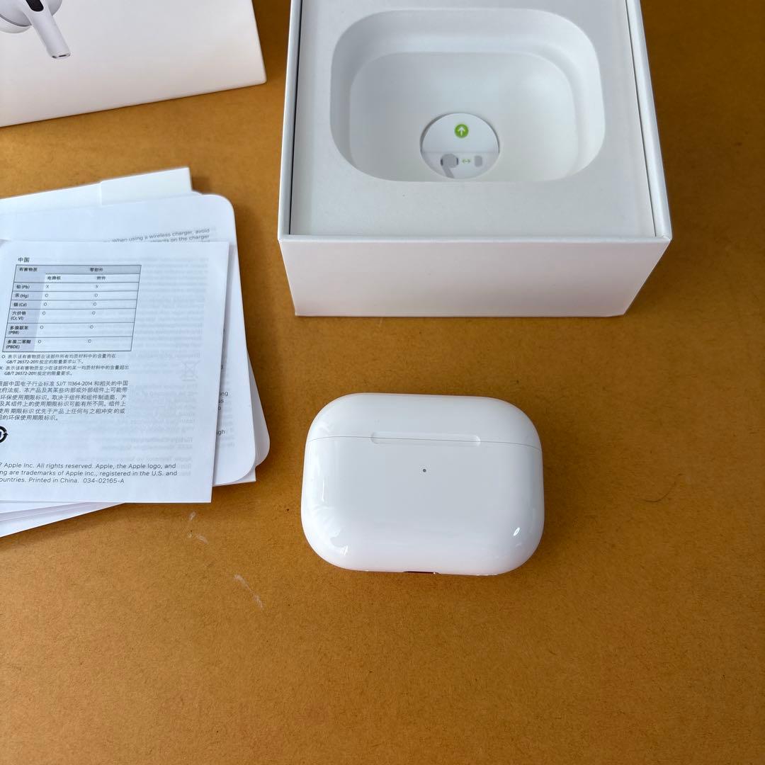 AirPods Pro 2nd Generation 中古 イヤホン Apple
