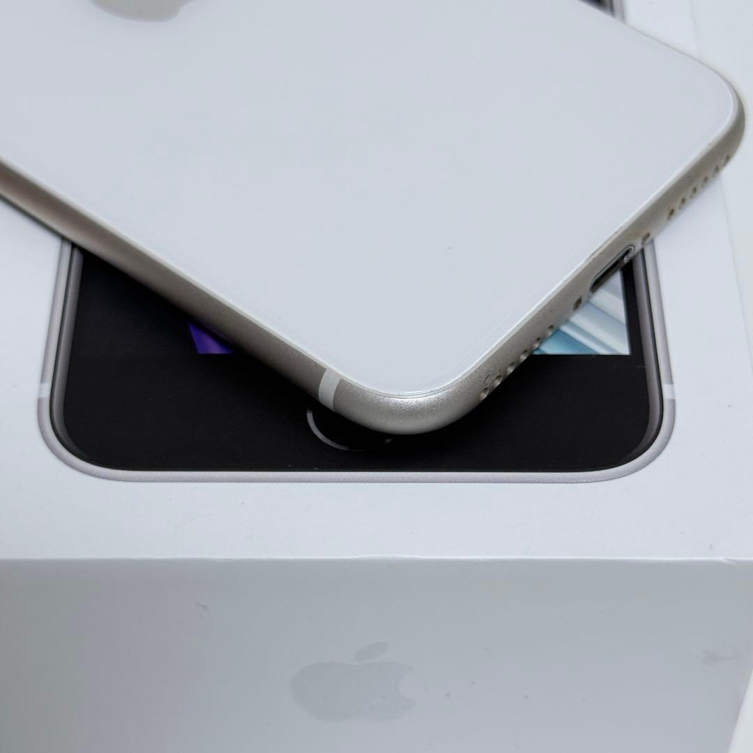 Apple iPhone SE(第3世代) 256GB SIMフリー